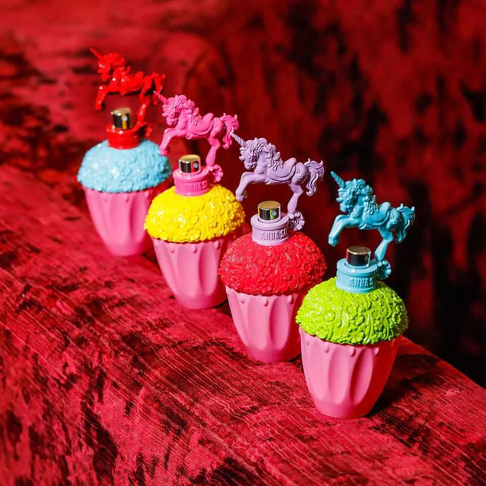 ANNA SUI FANTASIA POP SURPRISE EDT 香水 50ML BY 24 (隨機顏色)